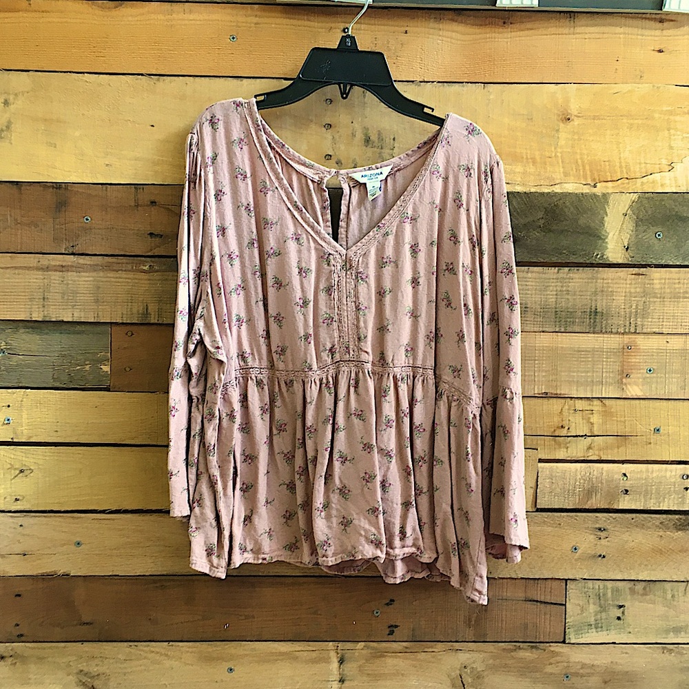 Pretty shirt/blouse